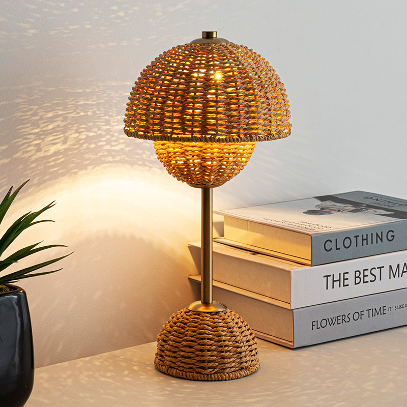 Bamboo LED Table Lamp with USB Power – Eco-Friendly Bedside and Desk Lamp for Bedroom Ambiance 5