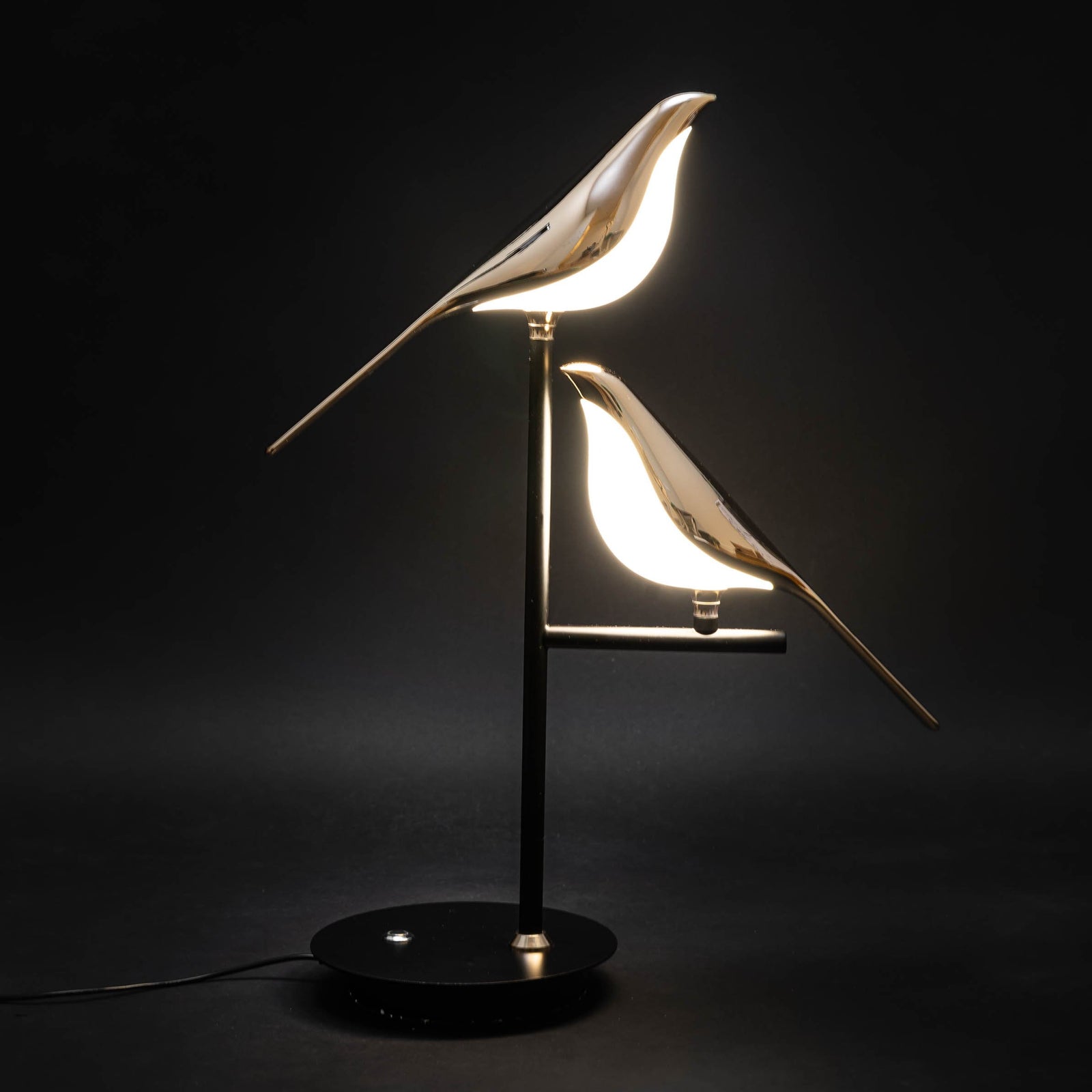 LED Table Lamp with Post-Modern Golden Bird Design – Elegant Bedside or Desk Lamp for Living Room and Bedroom 3