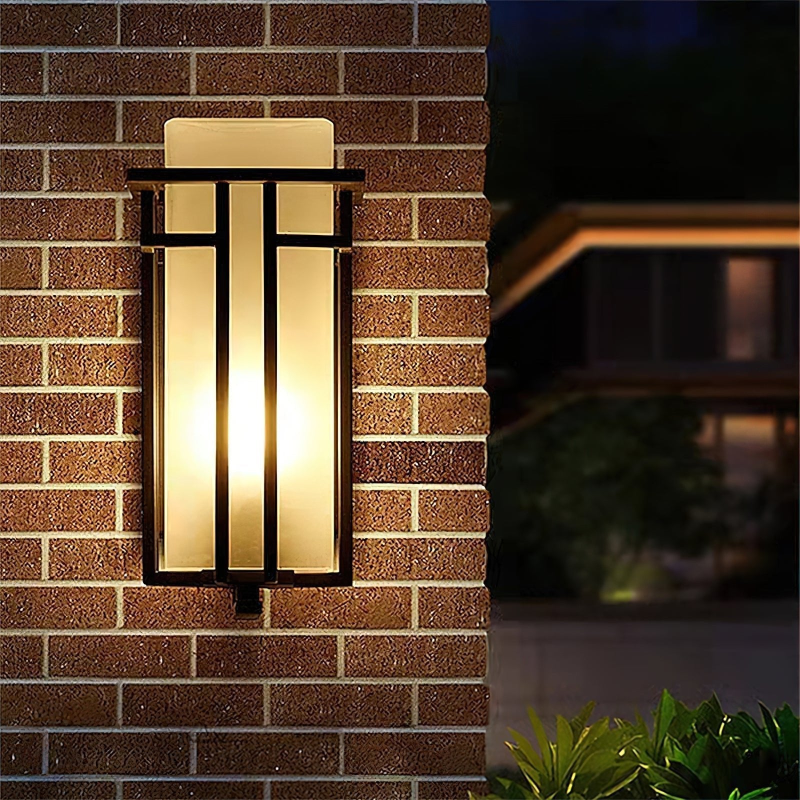 Linden Outdoor Wall Lamp – Elegant Iron Exterior Wall Light with LED Compatibility, Moisture Resistant for Outdoor Use 6