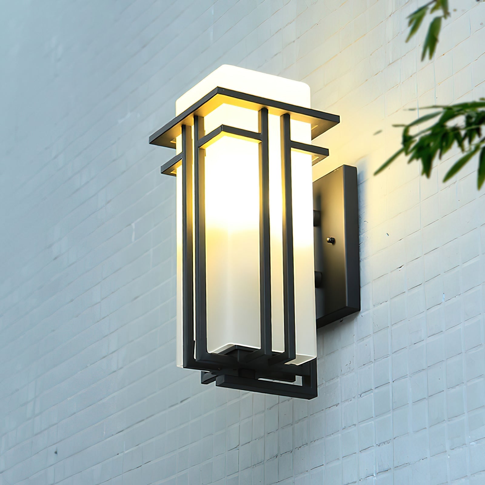 Linden Outdoor Wall Lamp – Elegant Iron Exterior Wall Light with LED Compatibility, Moisture Resistant for Outdoor Use 8