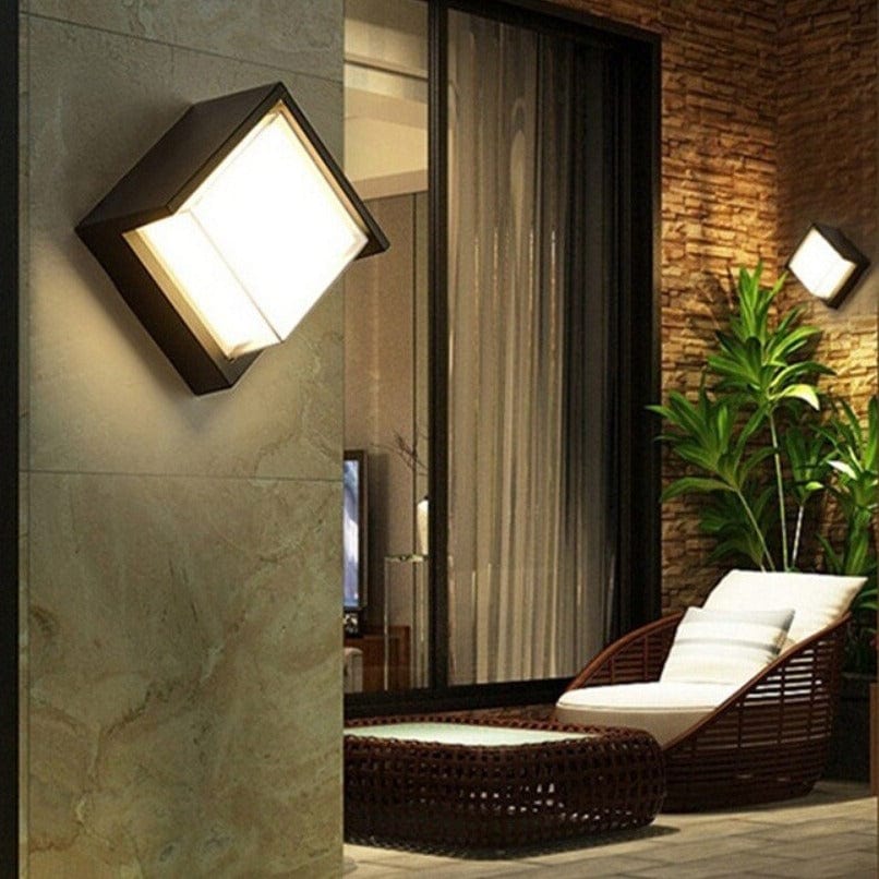 Modern Aluminum Outdoor Wall Light with Motion Sensor – Waterproof LED Exterior Wall Lantern for Garden and Patio 1