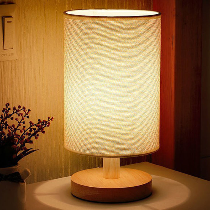 Vintage Table Lamp | USB-Powered Bedside Lamp | Classic Desk Light | Energy-Efficient Accent Lamp | Retro Style Fabric Table Lamp 2